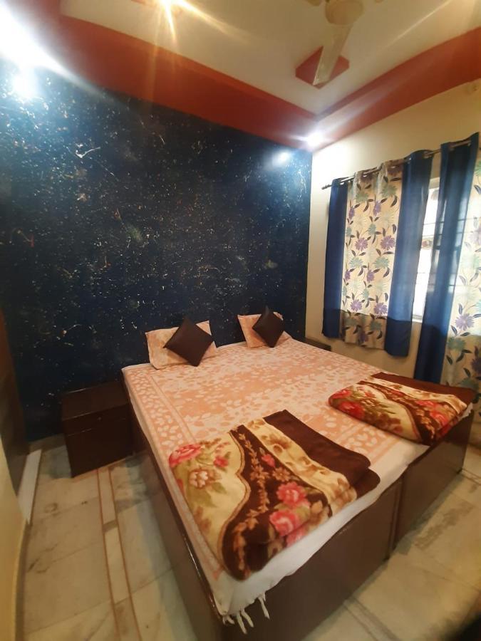 Friends Guest House & Hostel Agra  Exterior foto