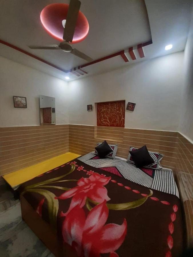 Friends Guest House & Hostel Agra  Exterior foto