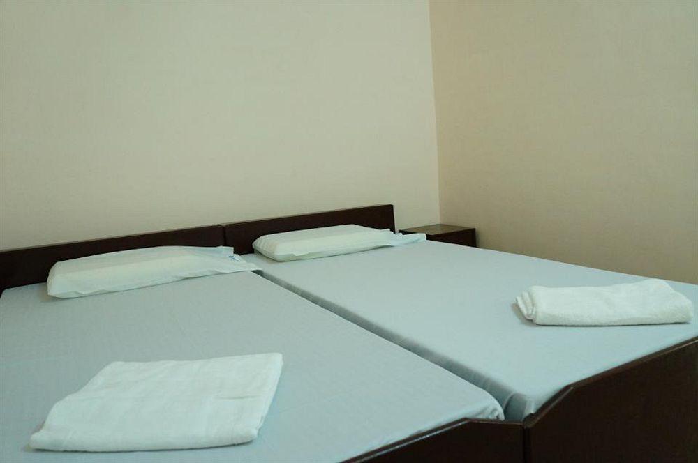 Friends Guest House & Hostel Agra  Exterior foto