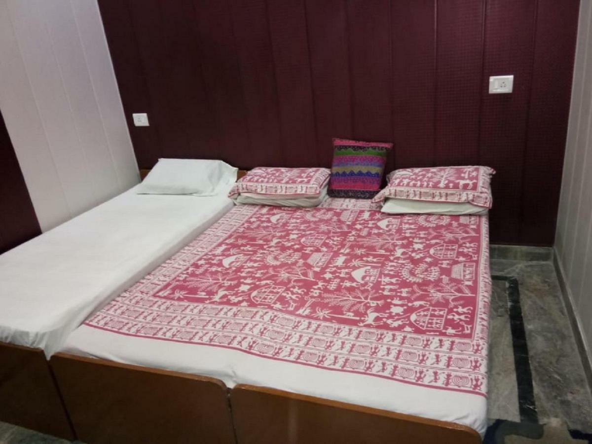 Friends Guest House & Hostel Agra  Exterior foto
