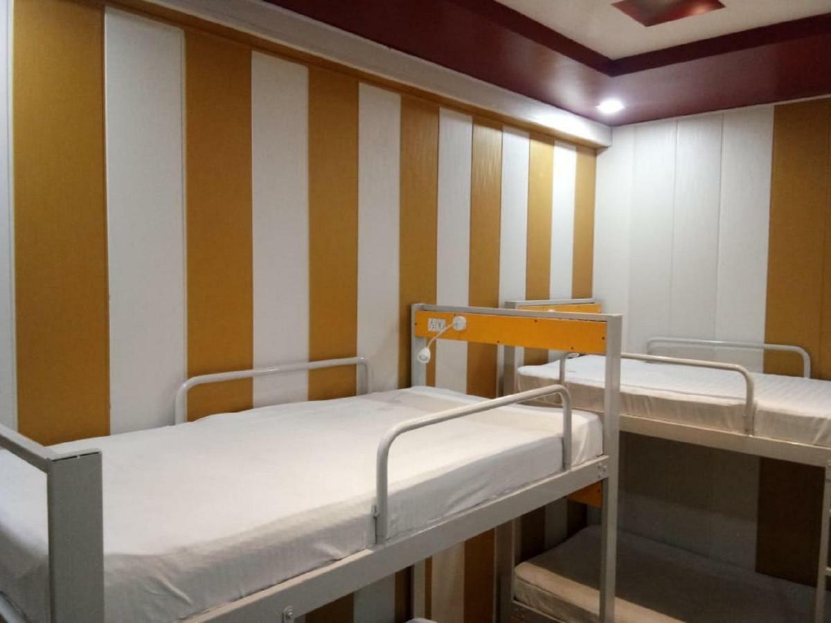 Friends Guest House & Hostel Agra  Exterior foto